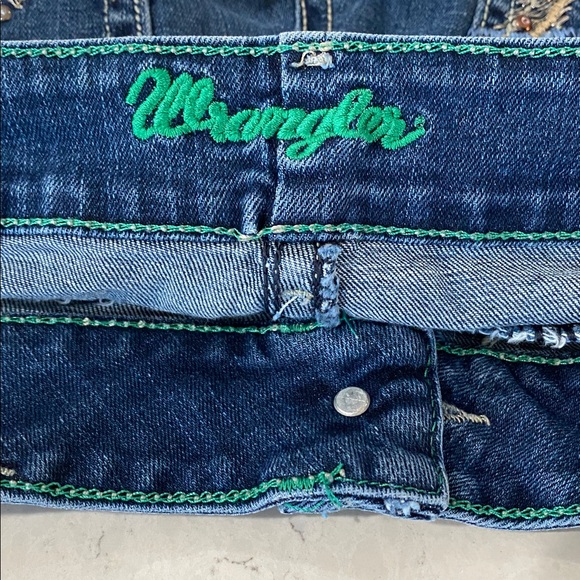 Wrangler Women's Blue Jeans - Picture 3 of 9